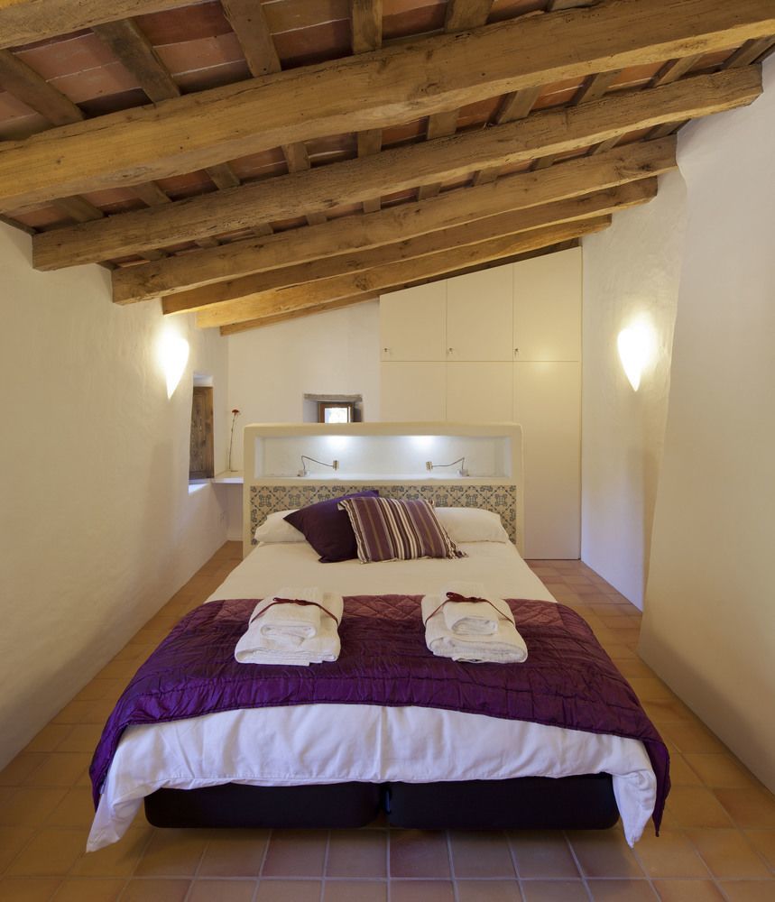 La Rectoria De Sant Miquel De Pineda Bed & Breakfast 3*